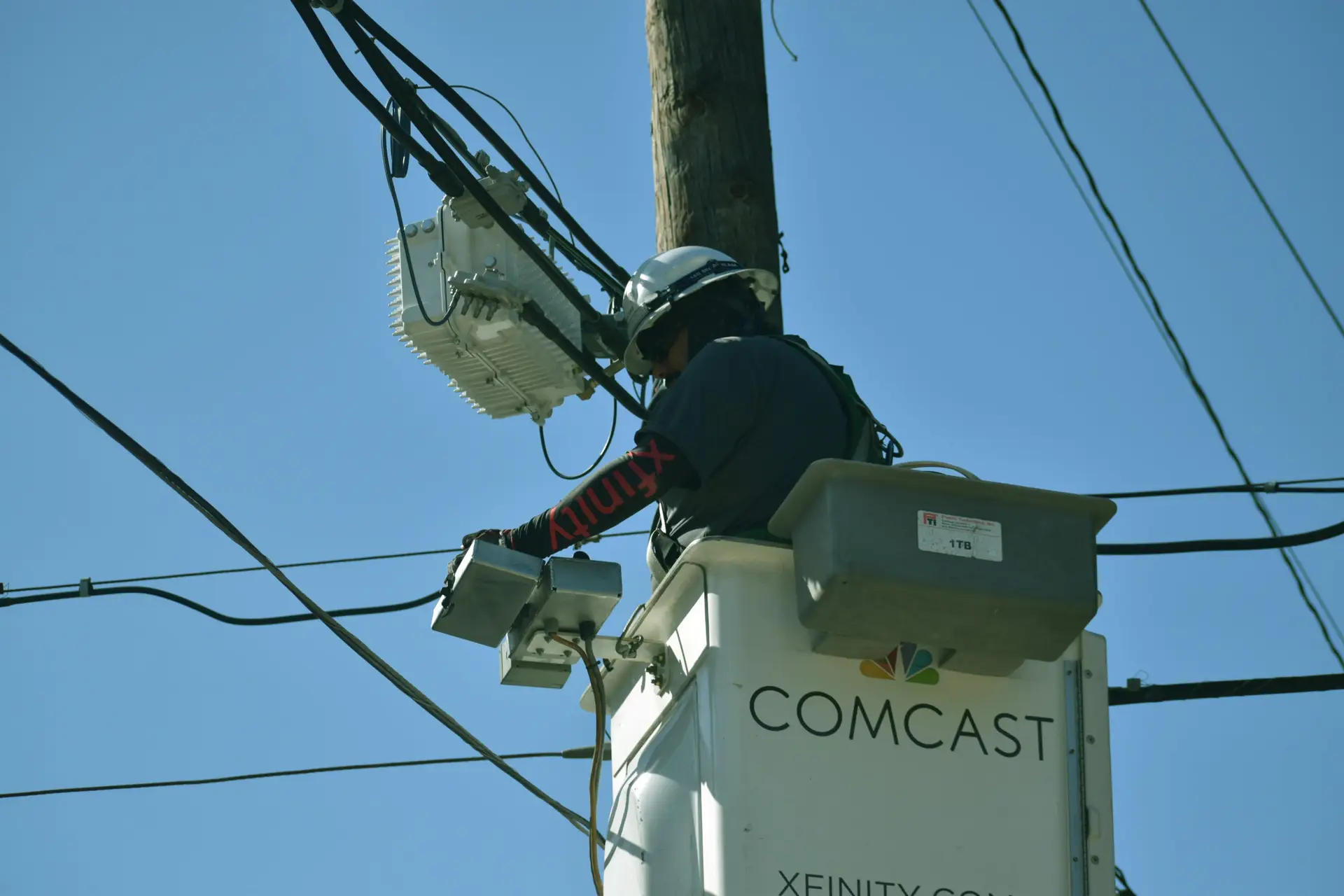 outside plant cable technician